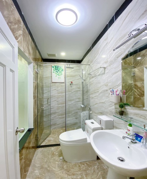 Nợ bank 37m2 ngang 4,8m 6,95 tỷ Trần Bình Trọng Phường 5 Bình Thạnh 938