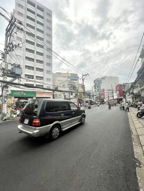 Mặt tiền lô gốc 101m2 Lê Quang Định Phường 7 Bình Thạnh