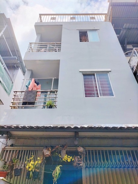 Mặt tiền 4,2x8-5 tỷ-4PN Vũ Huy Tấn Phường 3 Bình Thạnh 922