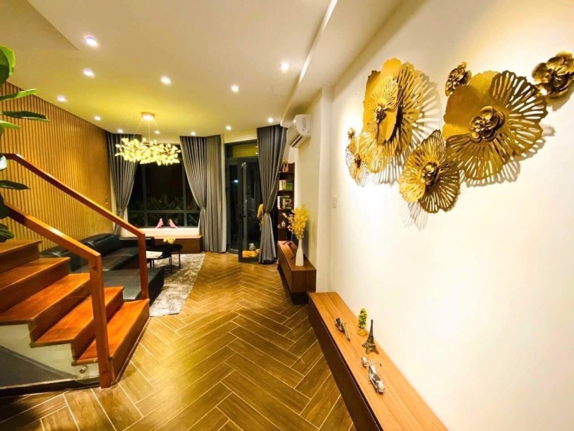 Hẻm xe hơi lô gốc 5 tầng-7,75 tỷ Dương Quảng Hàm P6 Gò Vấp 2